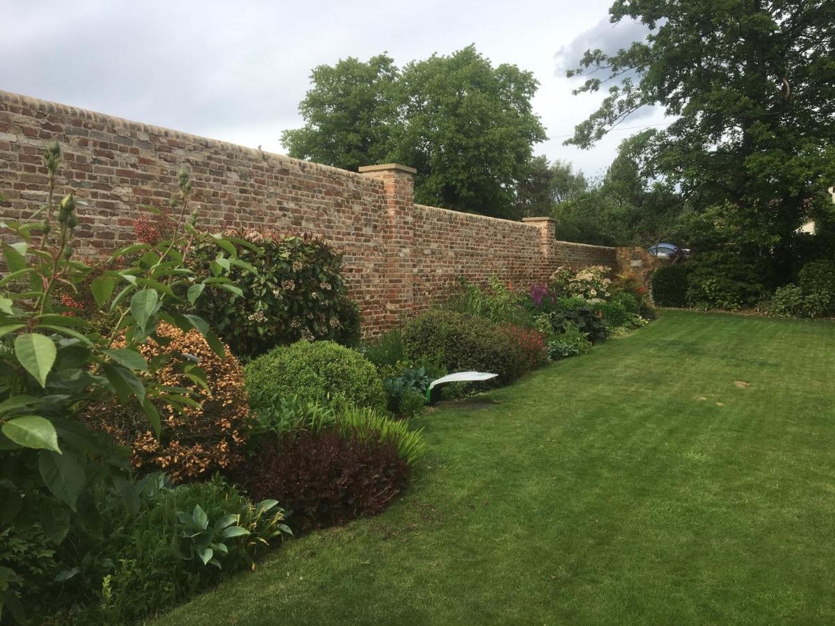 Harlington  하를턴 매너 B&B 외부 사진